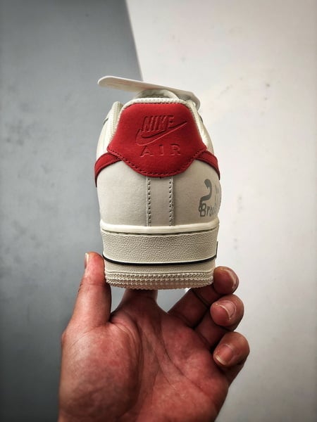 Air Force 1 '07 Low Bege, Azul e Vermelho - Vista 3