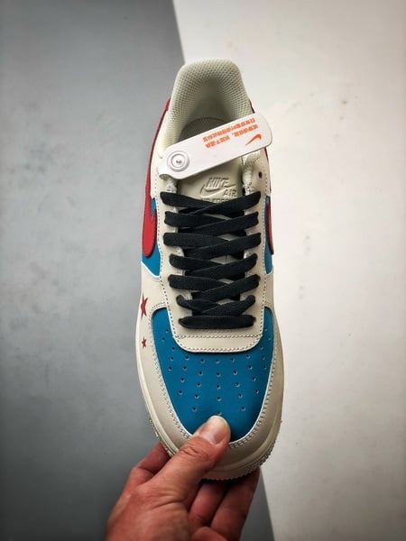 Air Force 1 '07 Low Bege, Azul e Vermelho - Vista 9