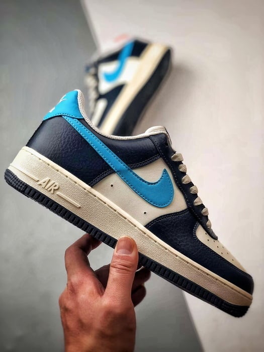 Air Force 1 Low Preto Obsidiana - Vista 7