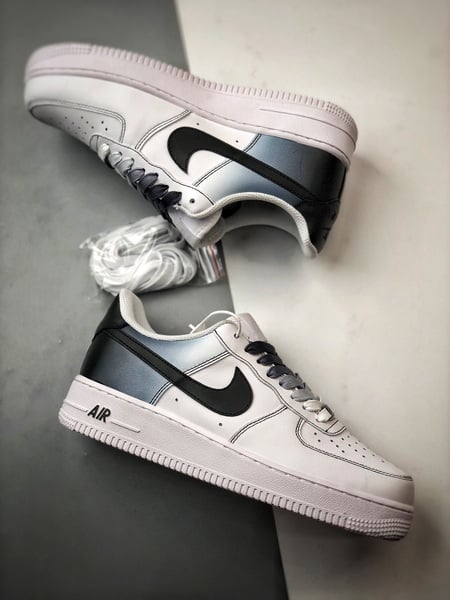 Air Force 1 '07 Low Preto e Branco Degradé - Vista 6