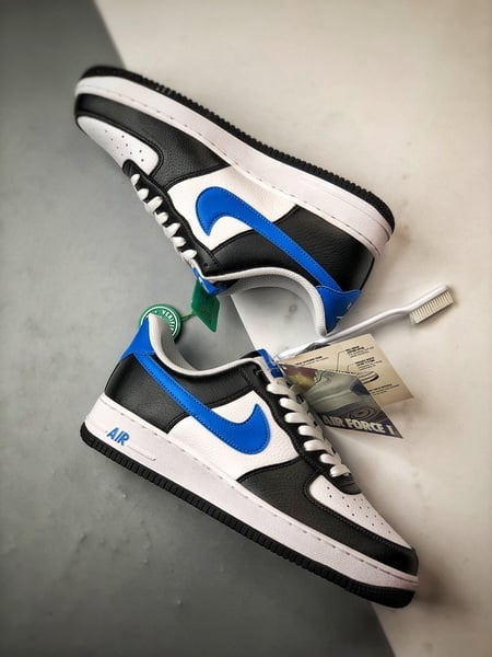 Air Force 1 '07 Low Preto e Branco - Vista 6