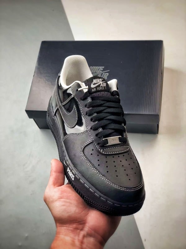 Air Force 1 '07 Low Couro Envernizado Preto - Vista 1