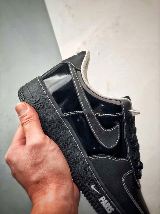 Air Force 1 '07 Low Couro Envernizado Preto - Vista 2