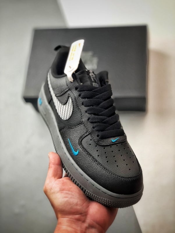 Nike Air Force 1 Low 07 Preto e Azul - Vista 1