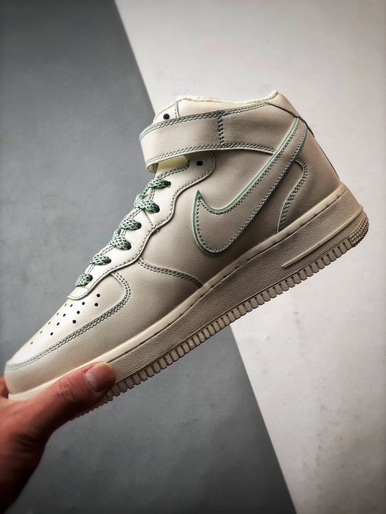 Air Force 1 07 Mid Coelho Verde 3M - Vista 5