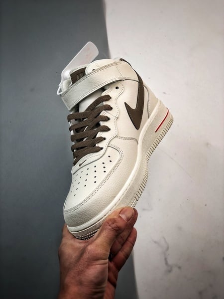 Air Force 1 07 Mid Leite e Cafe Meio Alto - Vista 5