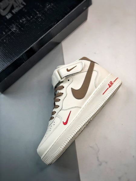 Air Force 1 07 Mid Leite e Cafe Meio Alto - Vista 8