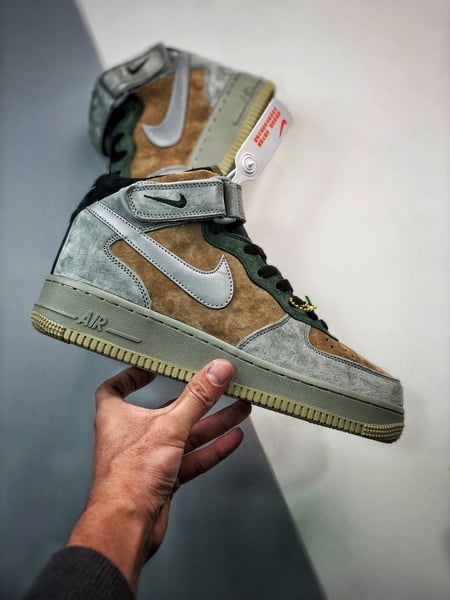 Air Force 1 07 Mid Marrom e Verde Camurca - Vista 8