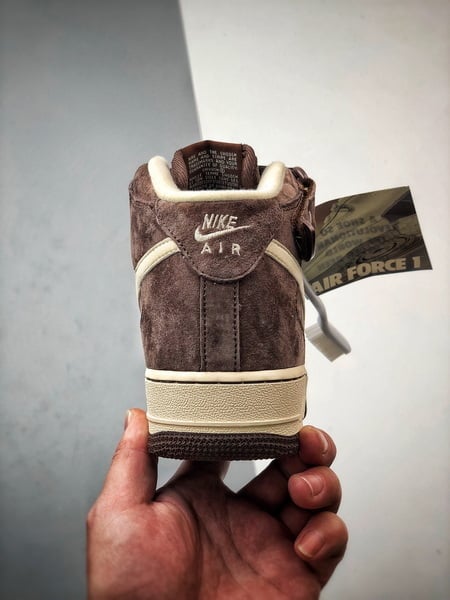 Air Force 1 07 Mid Marrom e Castanho Camurca - Vista 3