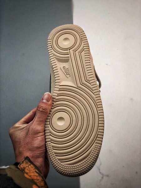 Air Force 1 07 Mid Marrom e Preto Cordao - Vista 4