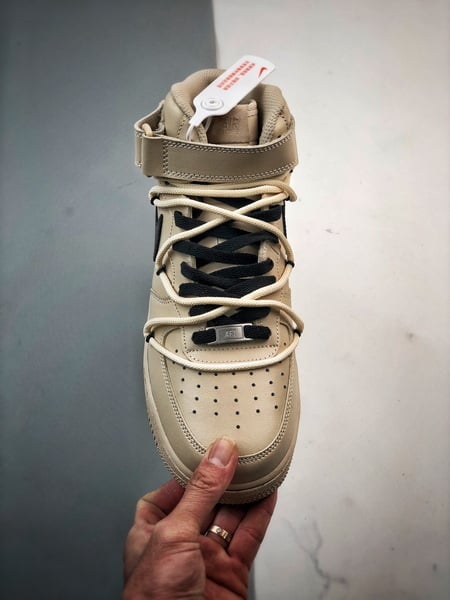 Air Force 1 07 Mid Marrom e Preto Cordao - Vista 9