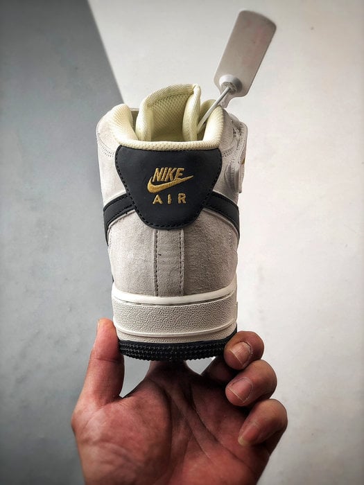 Air Force 1 07 Mid Cinzento Branco e Preto Camurca - Vista 3