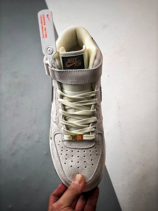 Air Force 1 07 Mid Cinzento Branco e Preto Camurca - Vista 9