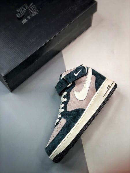 Air Force 1 07 Mid Cinzento e Verde Camurca - Vista 7