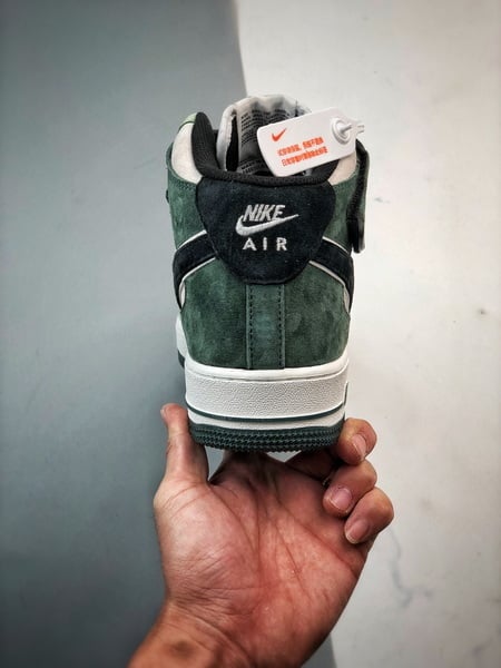 Air Force 1 07 Mid Cinzento Preto e Verde Camurca - Vista 3
