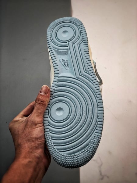 Air Force 1 07 Mid Perolado Bege Branco e Azul Gelo - Vista 4