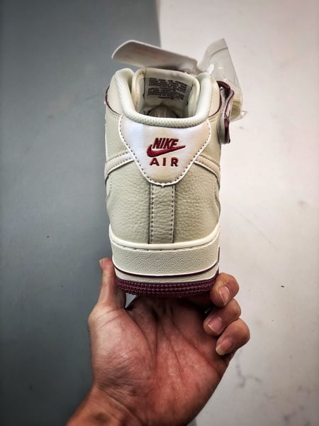 Air Force 1 07 Mid Perolado Bege Branco e Vinho - Vista 4