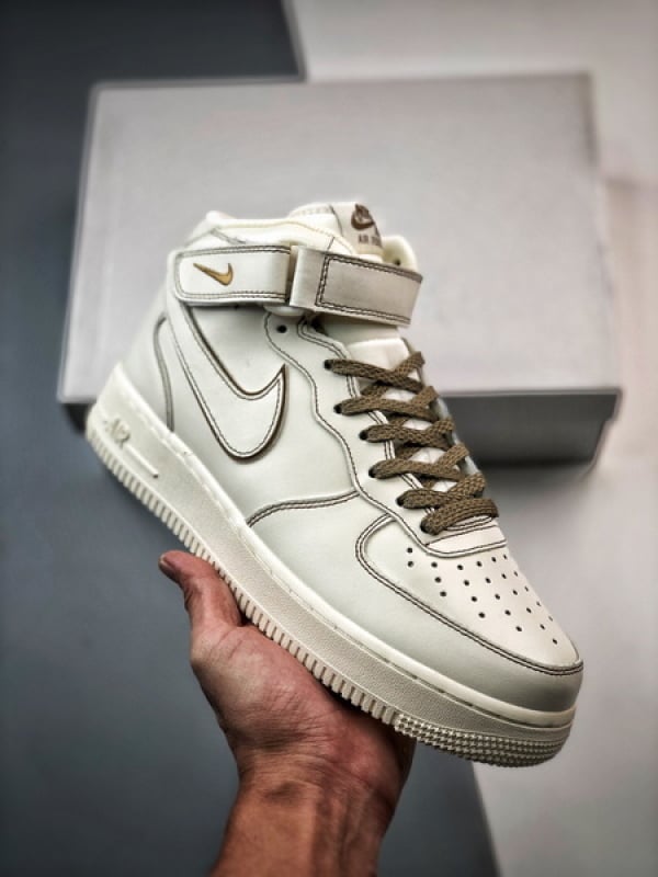 Air Force 1 07 Mid Branco e Marrom Reflexo - Vista 1