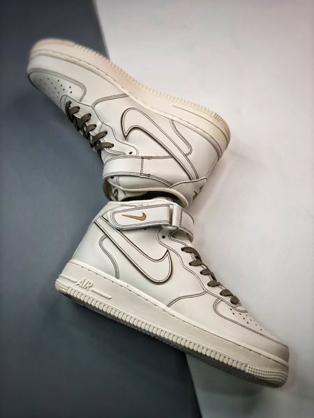 Air Force 1 07 Mid Branco e Marrom Reflexo - Vista 6