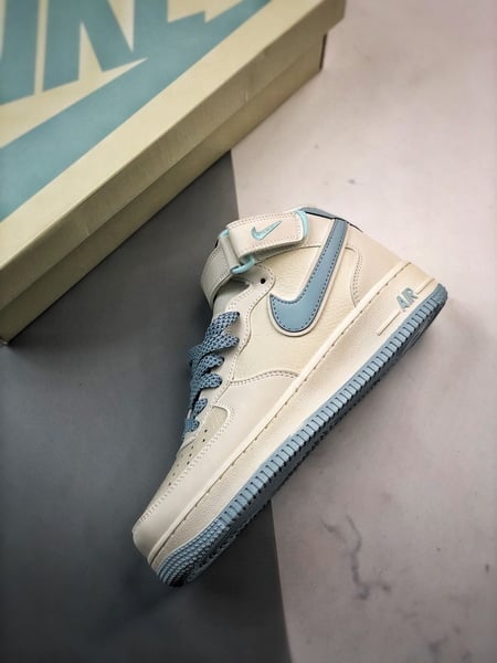 Air Force 1 07 Mid Branco e Azul 3M - Vista 8