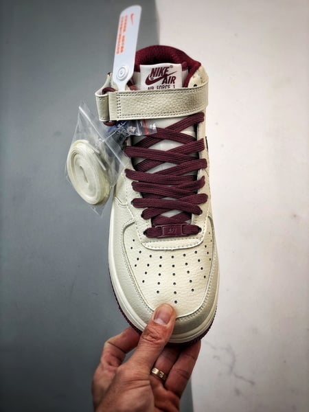 Air Force 1 07 Mid Branco e Vinho Caneta - Vista 9