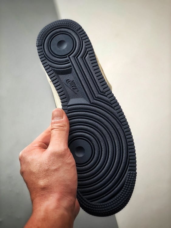 Air Force 1 07 Mid Bege e Azul Escuro - Vista 4