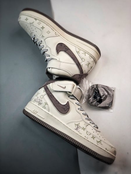 Air Force 1 07 Mid LV Branco e Cinzento Escuro Estampado - Vista 6