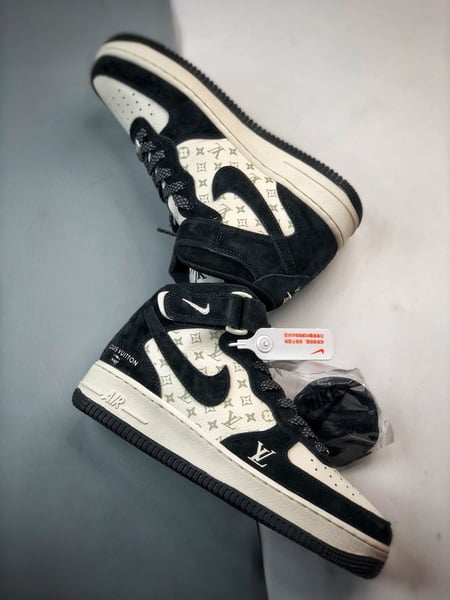 Air Force 1 07 Mid LVBege e Preto - Vista 6