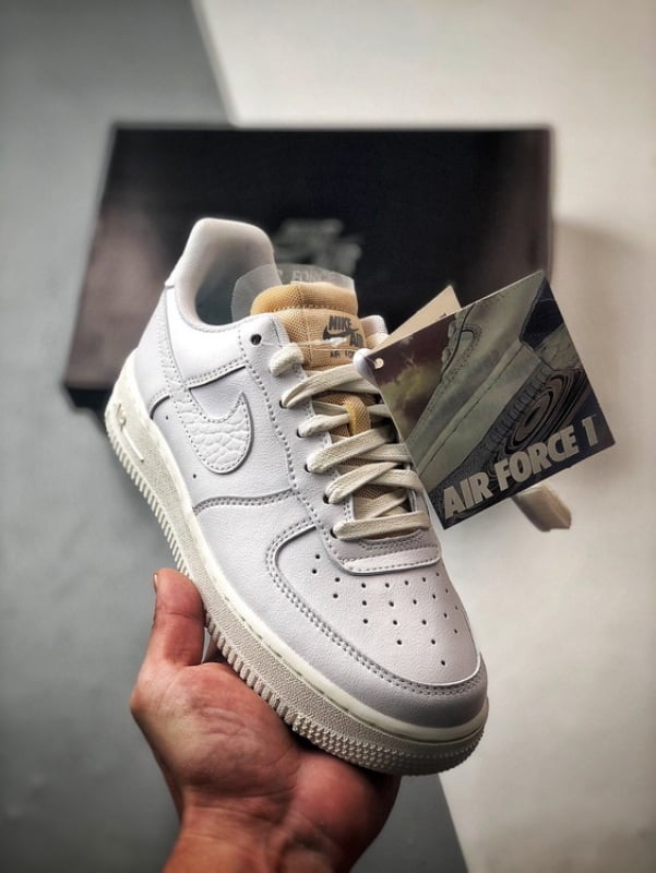 Nike Air Force 1 Low 07 LX White Onyx Bling - Vista 1