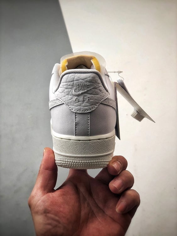 Nike Air Force 1 Low 07 LX White Onyx Bling - Vista 3