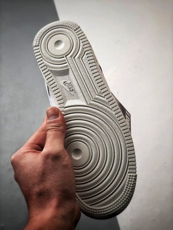 Nike Air Force 1 Low 07 LX White Onyx Bling - Vista 4