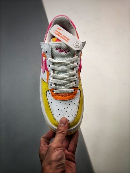 Air Force 1 Fontanka Desconstruido Branco Laranja e Amarelo - Vista 3