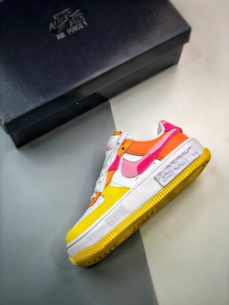 Air Force 1 Fontanka Desconstruido Branco Laranja e Amarelo - Vista 8