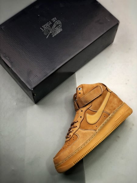 Air Force 1 High FLAX Trigo - Vista 8