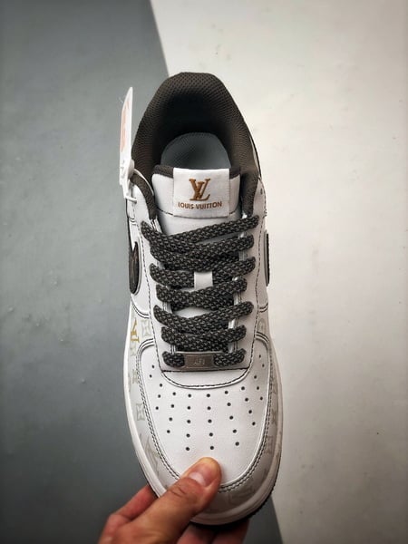 Air Force 1 Low '1V Colaboração Castanho Elfo Noturno - Vista 9