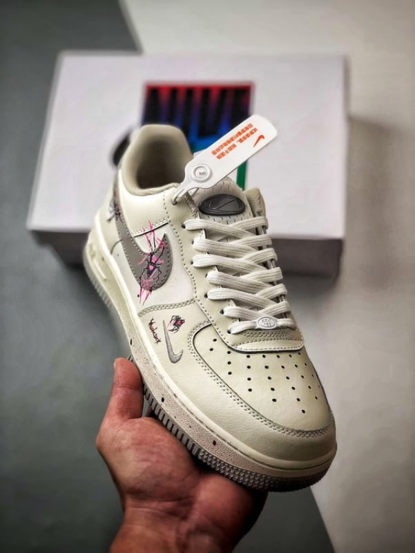 Nike Air Force 1 Low Halloween Spider - Vista 1