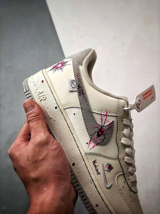 Nike Air Force 1 Low Halloween Spider - Vista 2