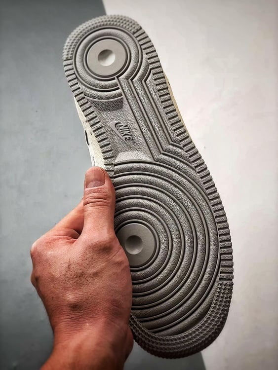 Nike Air Force 1 Low Halloween Spider - Vista 4