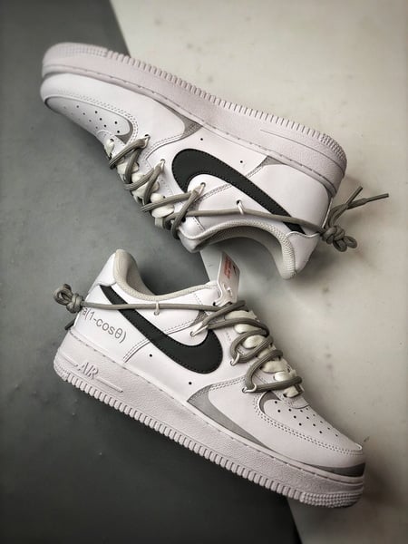 Air Force 1 Low Função Graffiti Branco e Cinza com Cadarços - Vista 6