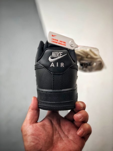 Air Force 1 Low Quatro Ganchos Preto - Vista 3