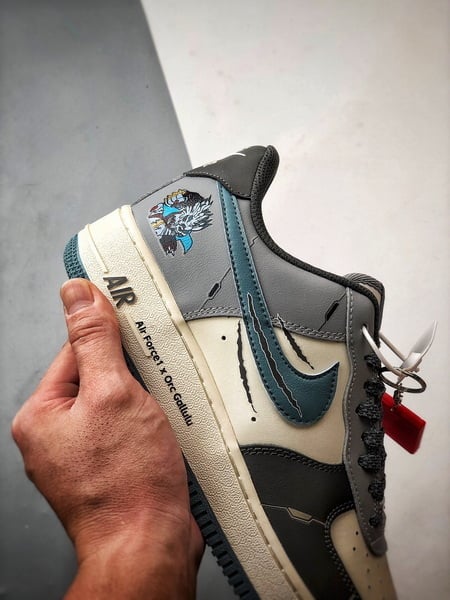 Air Force 1 Low Digimon Cinza e Azul - Vista 2