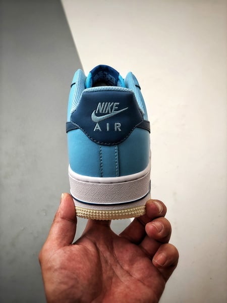 Air Force 1 Low Azul e Bege - Vista 3