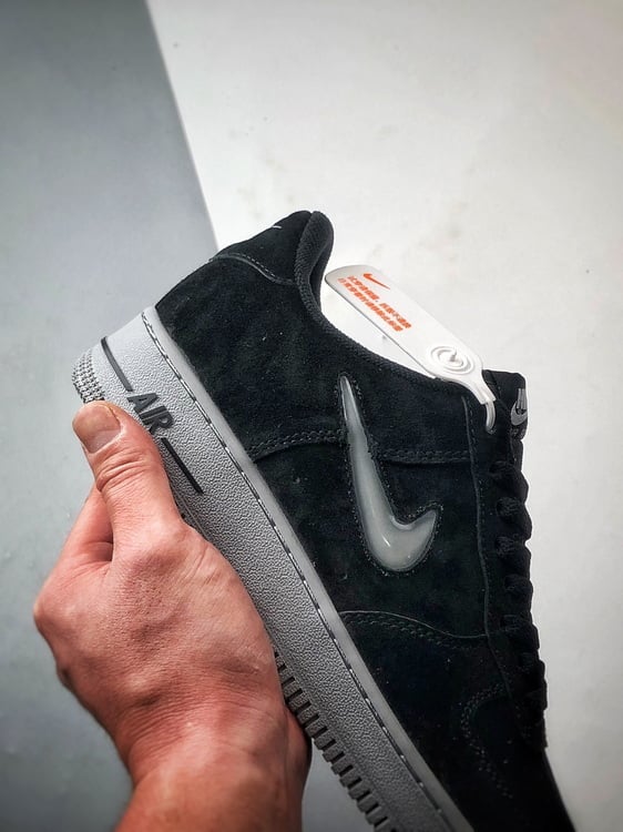 Air Force 1 Low Preto e Cinzento com Mini Gancho - Vista 2