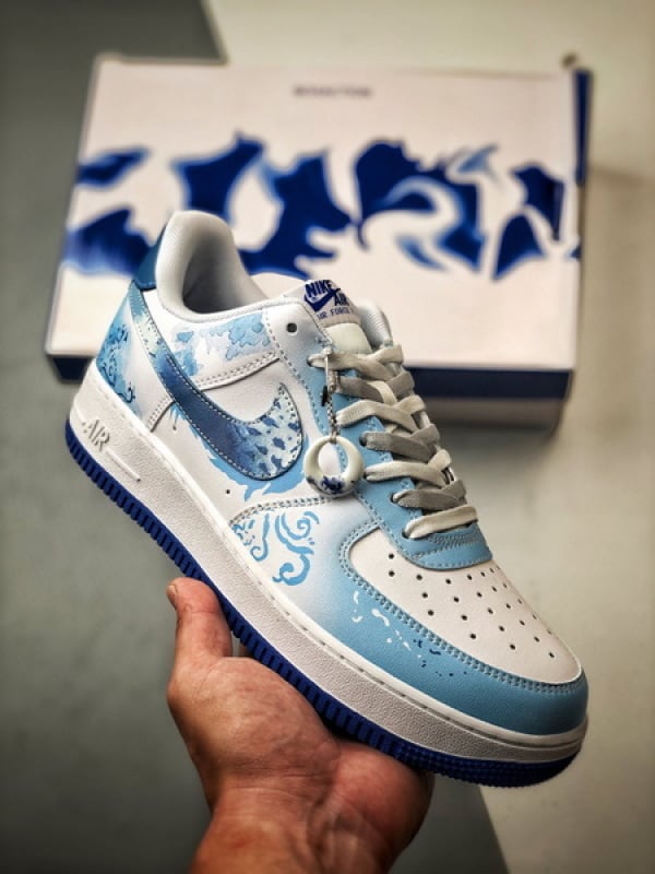 Air Force 1 Low Edição Ano do Dragão Azul e Branco - Vista 1