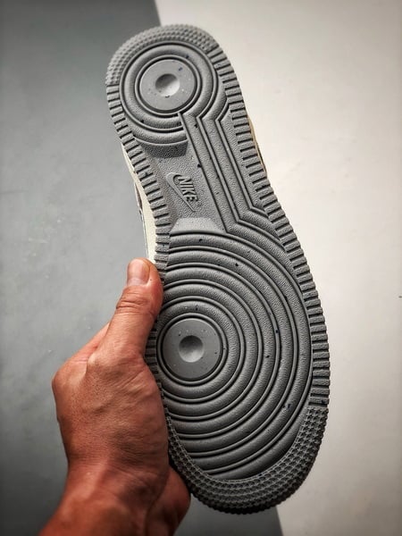 Air Force 1 Low Edição Ano do Dragão - Vista 4