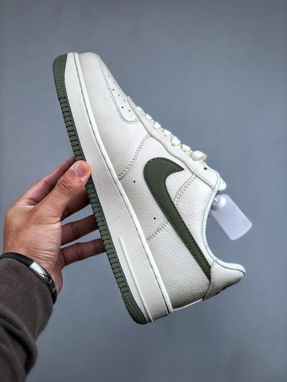 Nike Air Force 1 Low 07 x Travis Scott - Vista 9