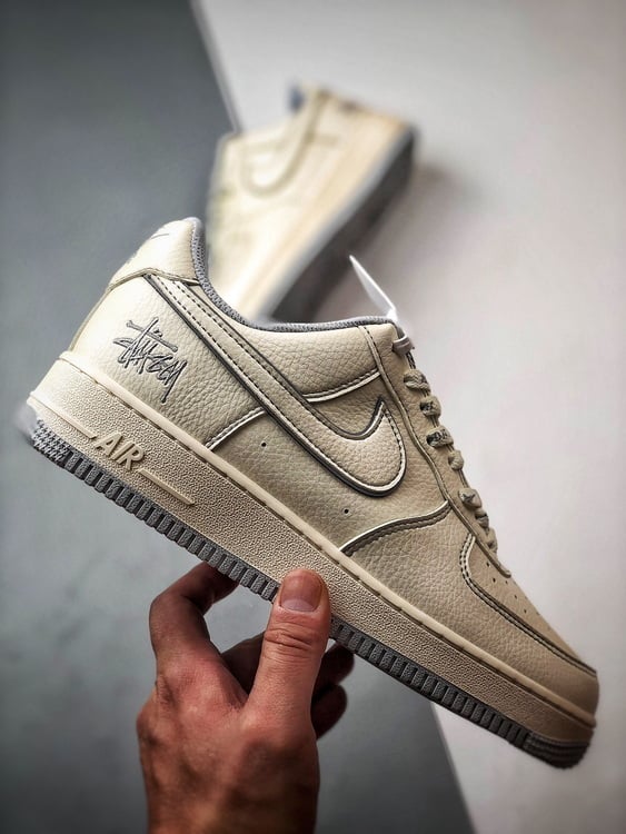 Air Force 1 Low 'By You' Stussy Cinza - Vista 7