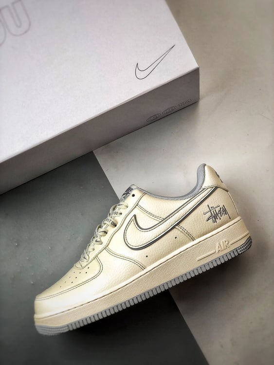 Air Force 1 Low 'By You' Stussy Cinza - Vista 8