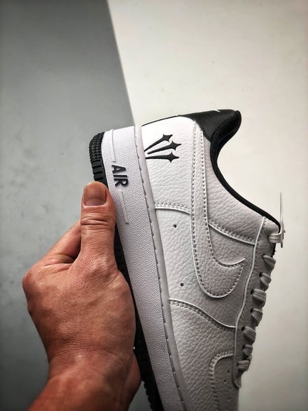 Air Force 1 Low _By You_ Branco e Preto - Vista 2