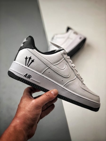 Air Force 1 Low _By You_ Branco e Preto - Vista 7